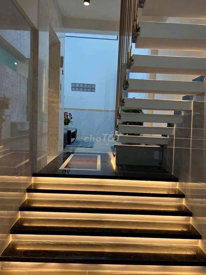 Rent the original apartment with the elevator.