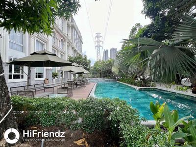 The Sosata has a super price, free gyms, swimming pools, roomkeeping, gas replacements.