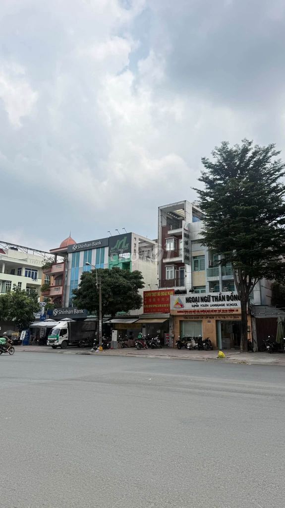 A business, opposite of aeon mall, Tên Lửa Street, area 4 X 21 M, 3/5 of the screen.