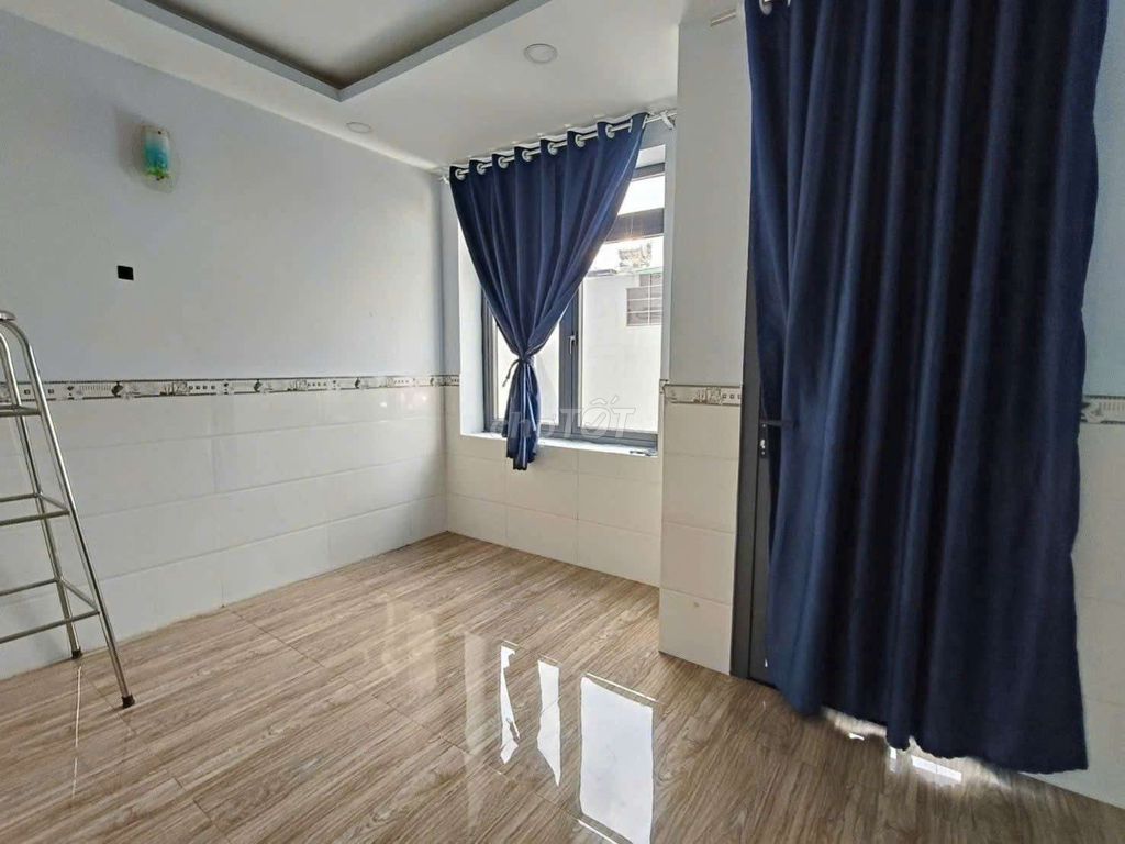 Rent the whole five bedrooms.