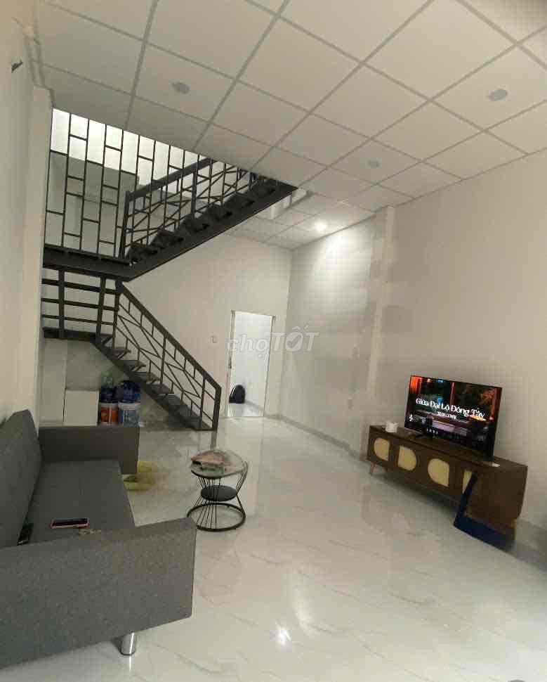 Let's rent the new Originals Home to In, An Dương Vương.