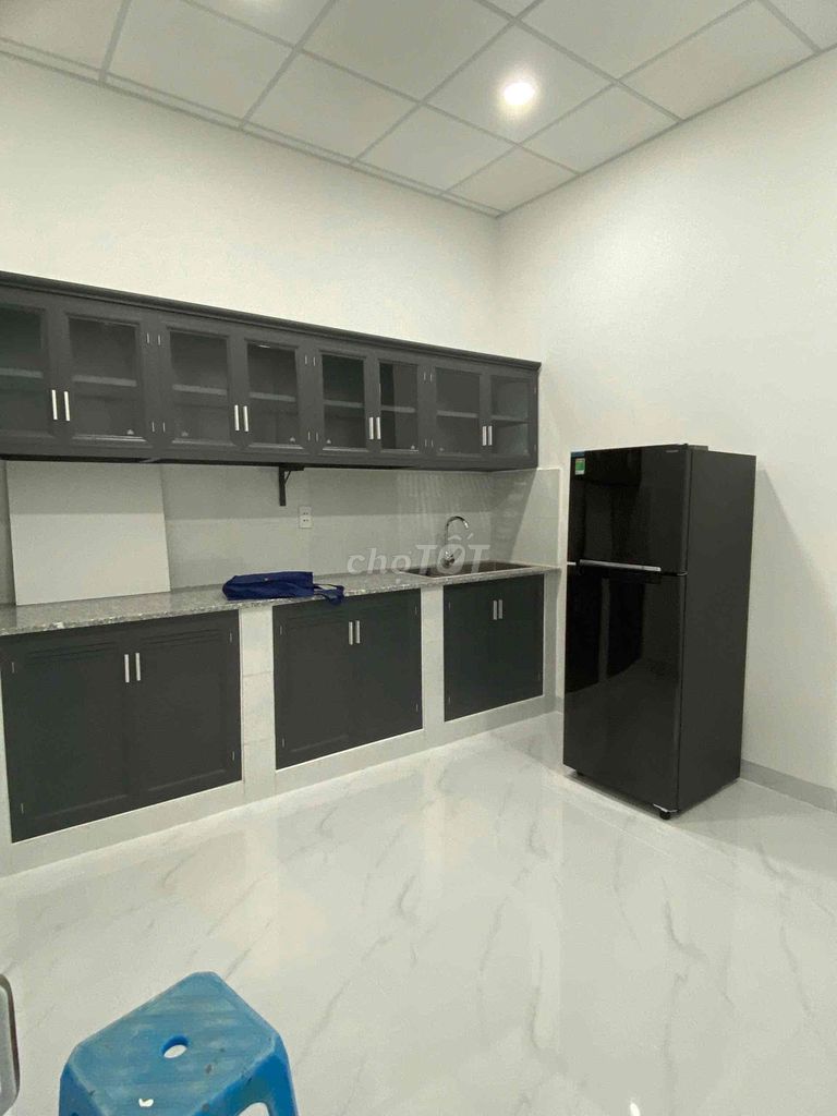Let's rent the new Originals Home to In, An Dương Vương.