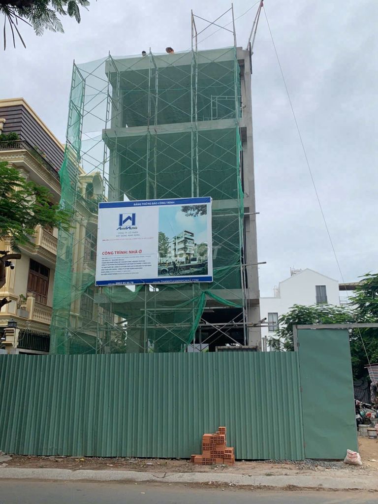 Rent a new office-- 8 M-- 2nd district.