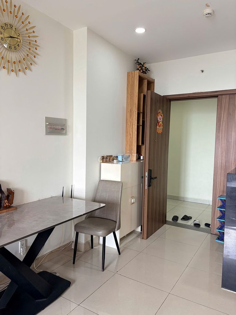 We need to rent out Topaz Elite.2 bedrooms. 78 meters of furniture.