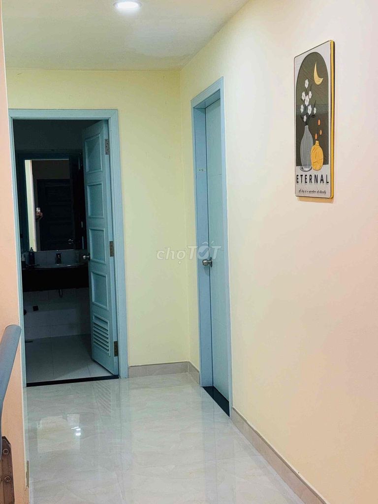 Rent Dupinx New Sai Gon-200 m2 private passageways