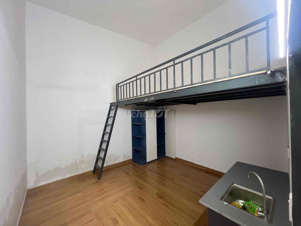 Rent a room ready air conditioning.