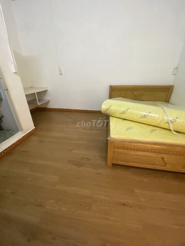 A fully comfortable 30 meters per square inch right in front of the cmt8 street.