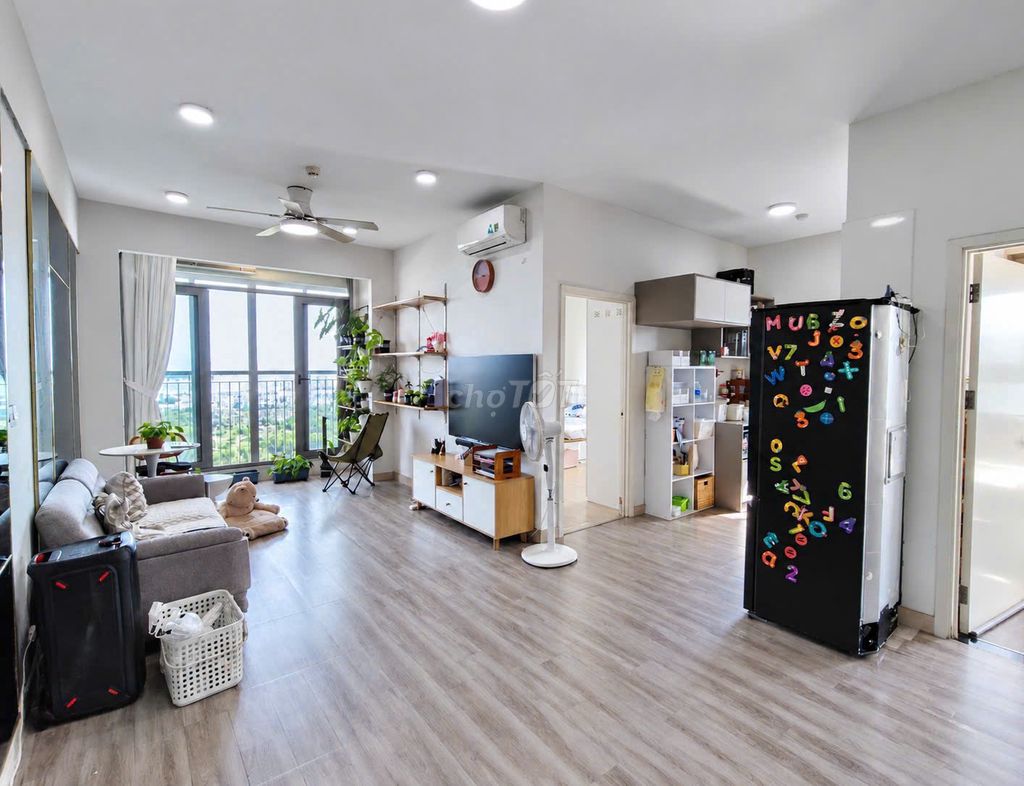 Rent apartment 2 Lux Garden bedroom, full interior, high-line view, uptown.