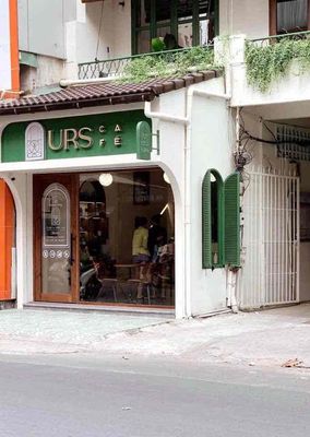 Rent the Sư Vạn Hạnh corner, District 10--Trendo, Jabbers, a floor-- 25 million a month.