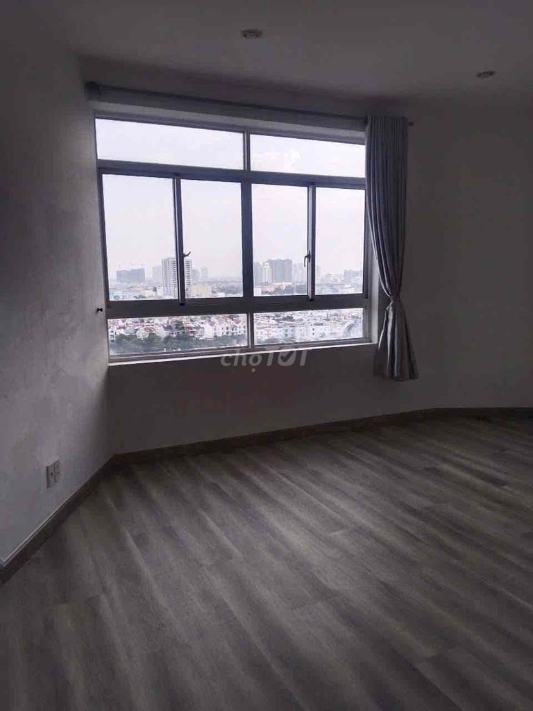 to rent the Jade apartment