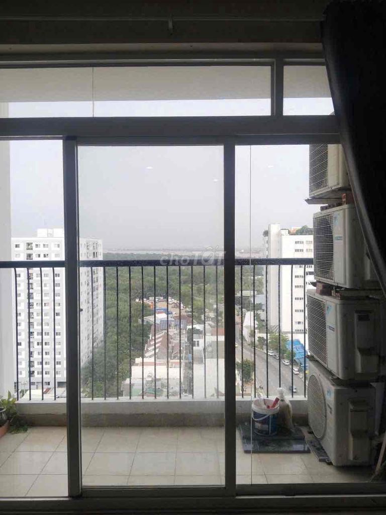 to rent the Jade apartment