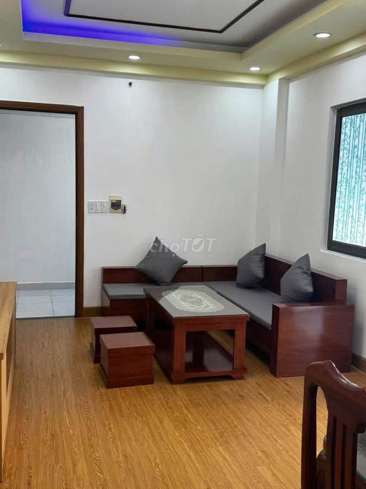 Rent C/c Bigemco, Lý Thường Kiệt - 2 bedrooms, enough furniture for 13 million a month.