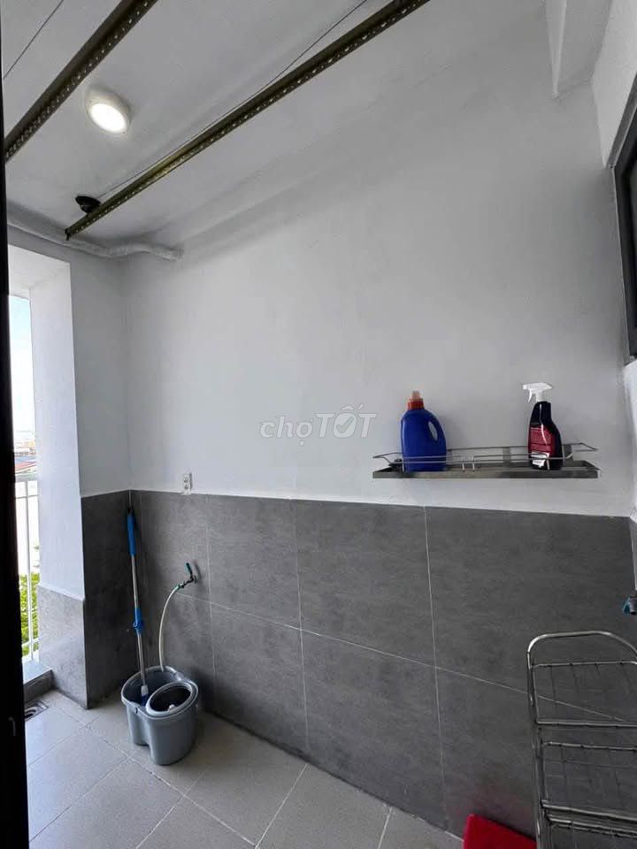 Rent C/c Bigemco, Lý Thường Kiệt - 2 bedrooms, enough furniture for 13 million a month.
