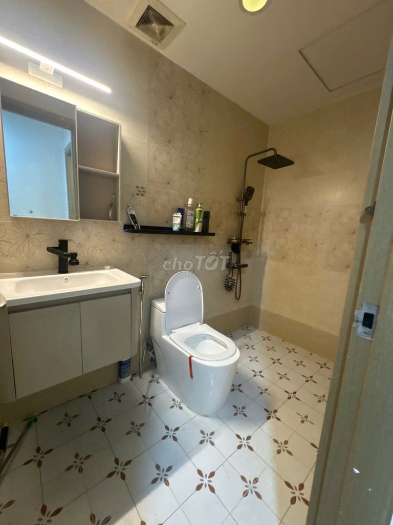 Riva Park, 5 minutes to bittoco, big area, full interior.