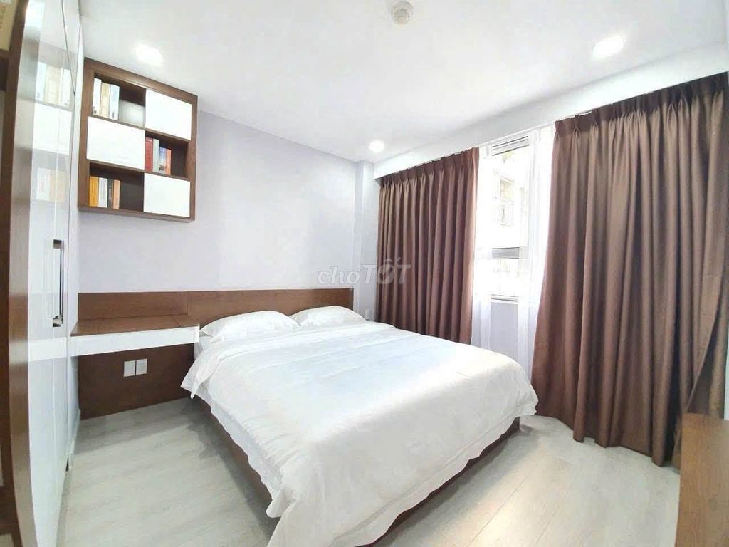 It's a great price for renting the Republic of Garven 75 M2 two bedrooms. Two toilets.