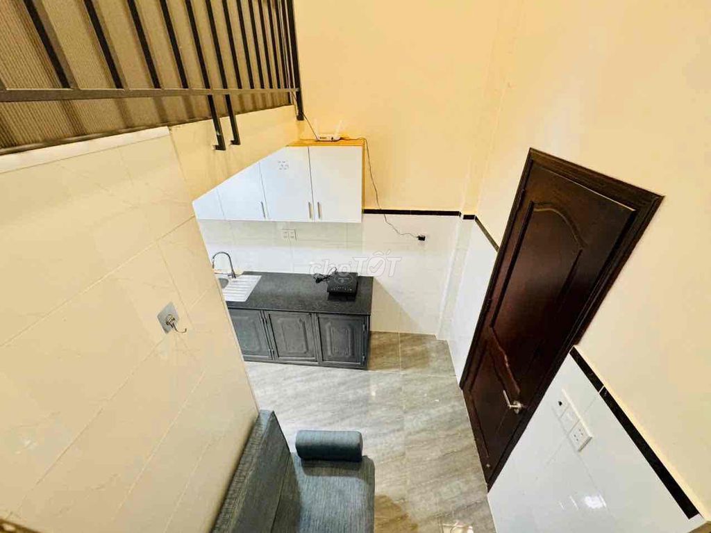 It's the owner who rents the two bedrooms full of private washing machines in two people.