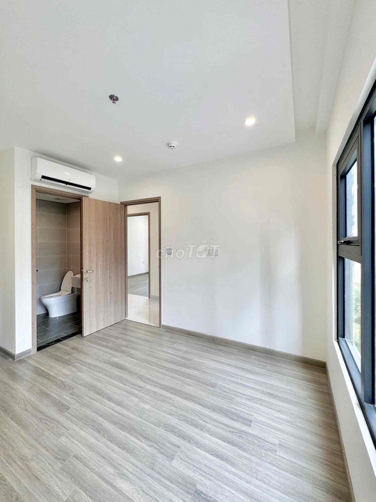Rent three empty bedrooms at 9 million in Vinhomes Grand Park District 9