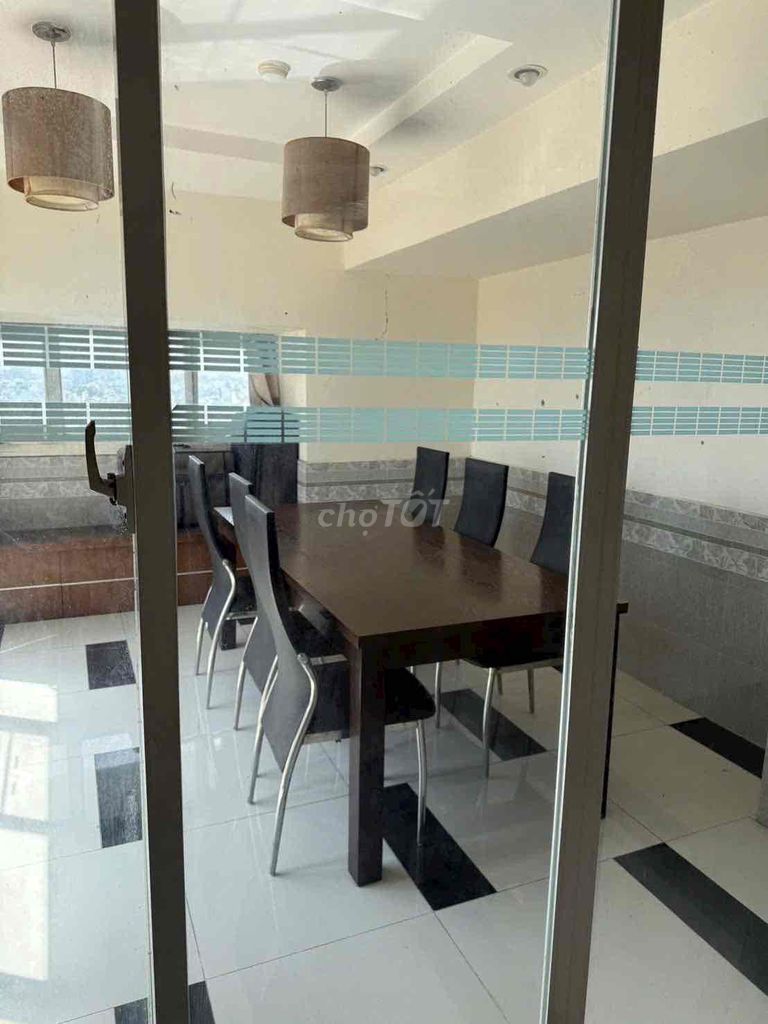 Rent an apartment in the Red Lakes of Tân Phú district.