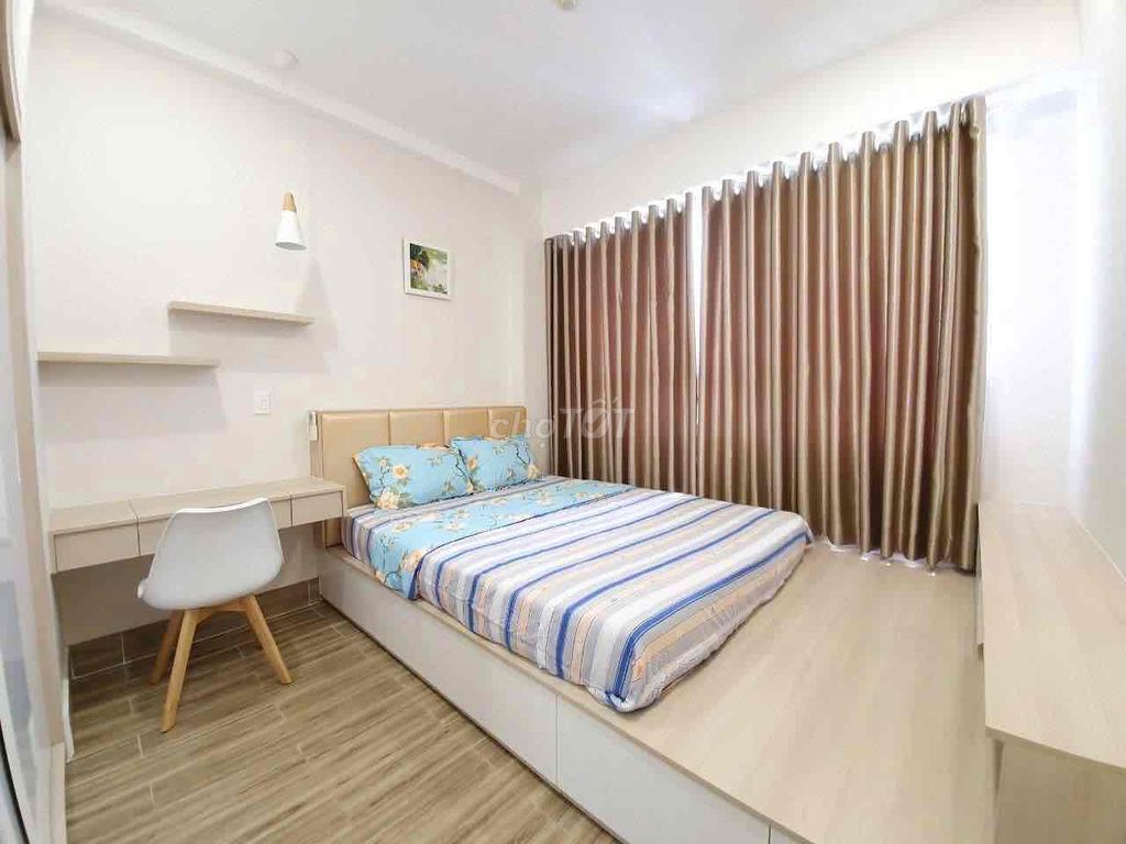 High-class apartment designed two bedrooms near the airport full of furniture.