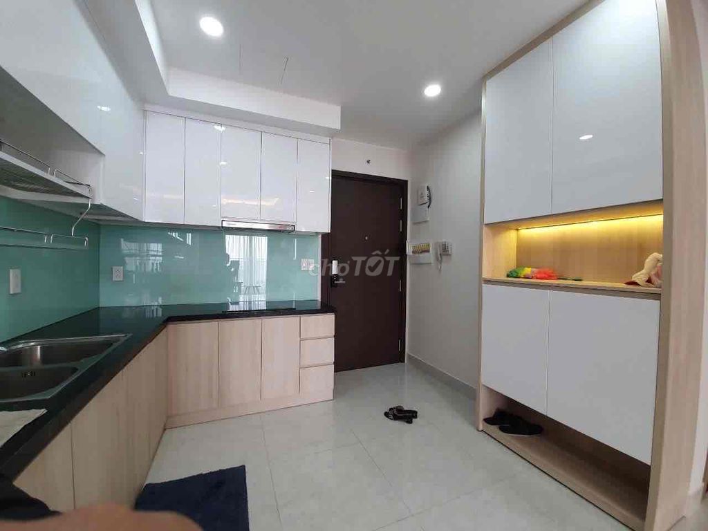 High-class apartment designed two bedrooms near the airport full of furniture.