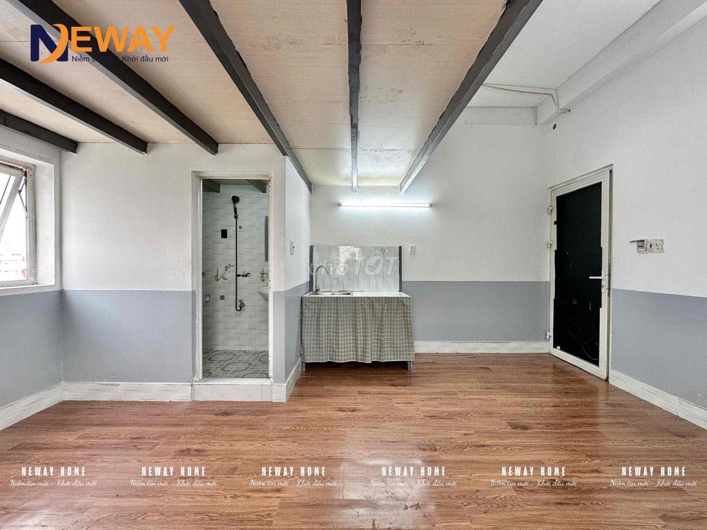 The guest room has a wide window of cool air that looks almost 4