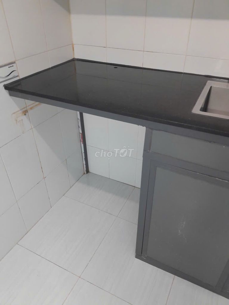Rent a room right over at Ping Zhao's Market opposite Law University