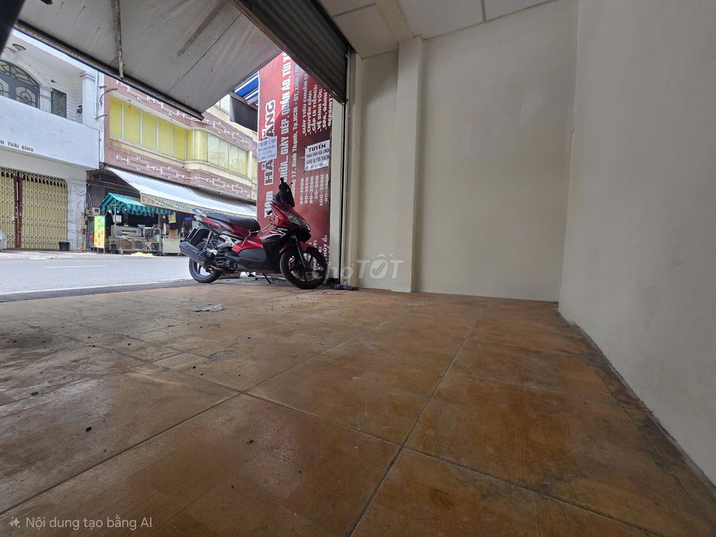 Rent 182 Nguyễn Thái Bình-$9 million.