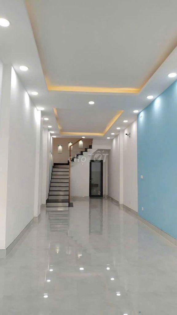 Rents Võ Thị Sáu, 3rd District, 30 million a month, 4 bedrooms that fit into KAOS.