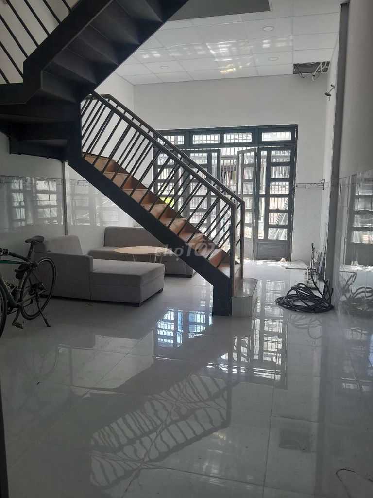 New house 100 percent, 048 hbc, 8 million, 2 bathroom 2