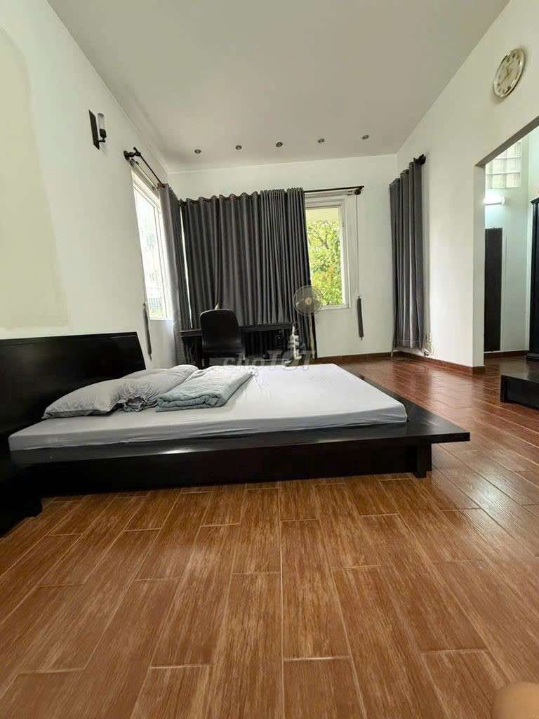 Rent 340 M2 – Nguyễn Trung Trực, Bình Thạnh 01000 per month