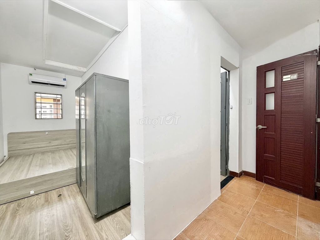 Two bedrooms full of furniture, 100 percent.