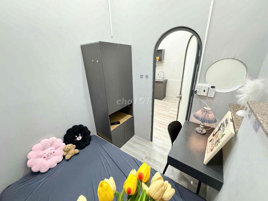 Two cute bedrooms in downtown 10th.