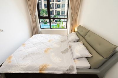 short-term leaser: $1 .centrosa 1 .2 bedroom 3 bedrooms from 17 million