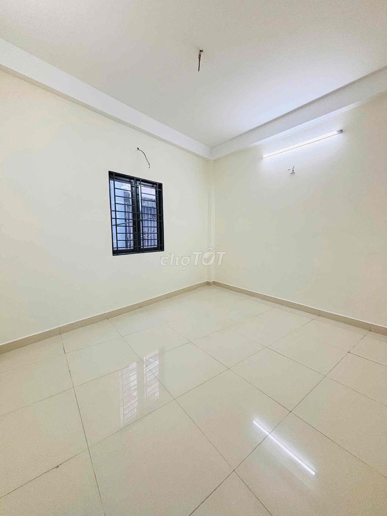 Rent 4 x14 meters 1 .2 floors 4 .4 bedroom Lạc Long Quân Tân Bình