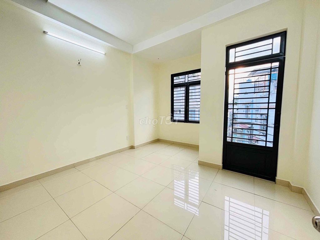 Rent 4 x14 meters 1 .2 floors 4 .4 bedroom Lạc Long Quân Tân Bình