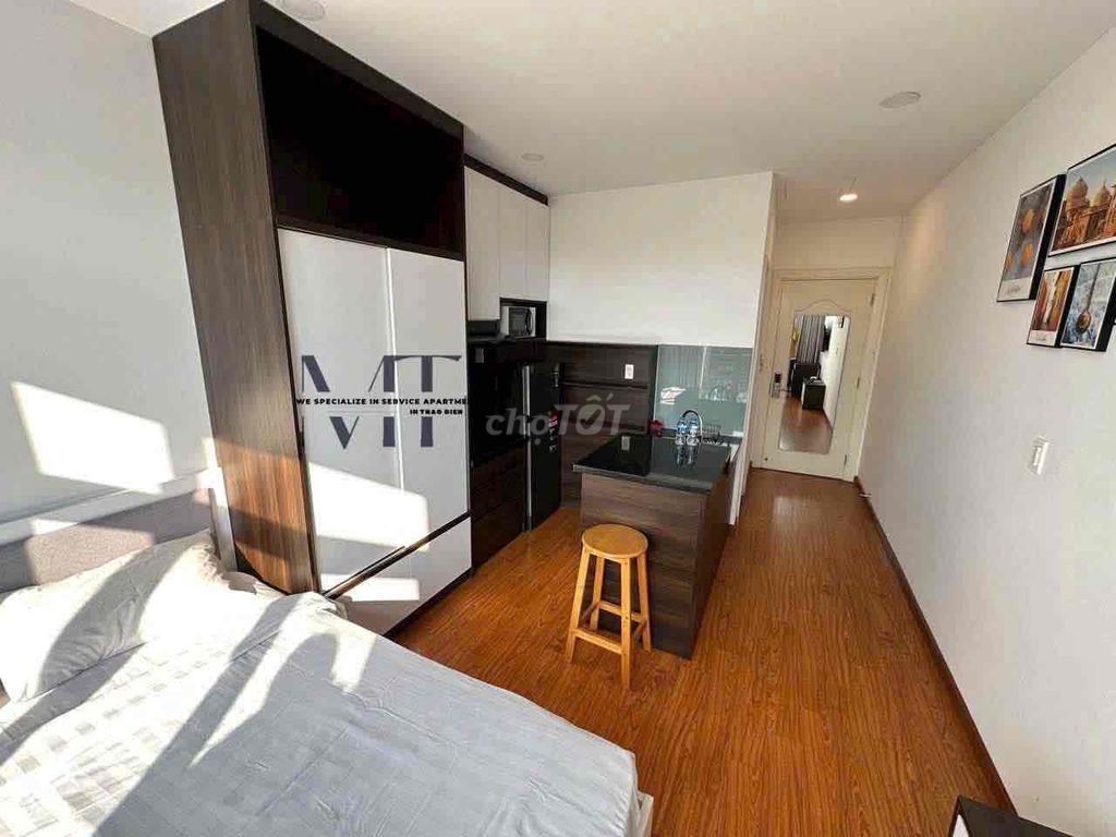 - Studio bandel - full interior - private