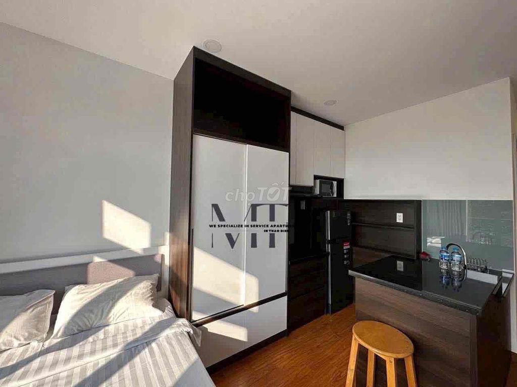 - Studio bandel - full interior - private