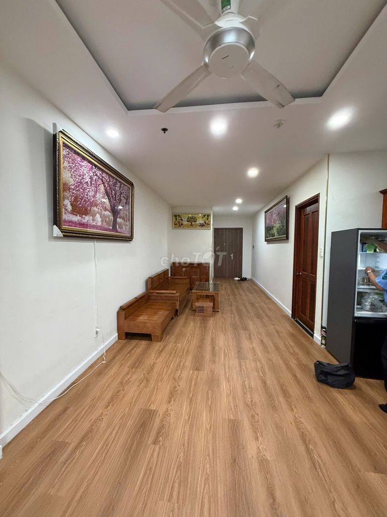 The line rents two bedrooms, two toilets, seven million a month, full interiors 8 million a month.