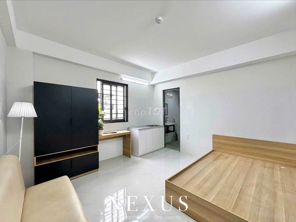 Open the studio full interior right now. Nguyễn Thị Kiểu.