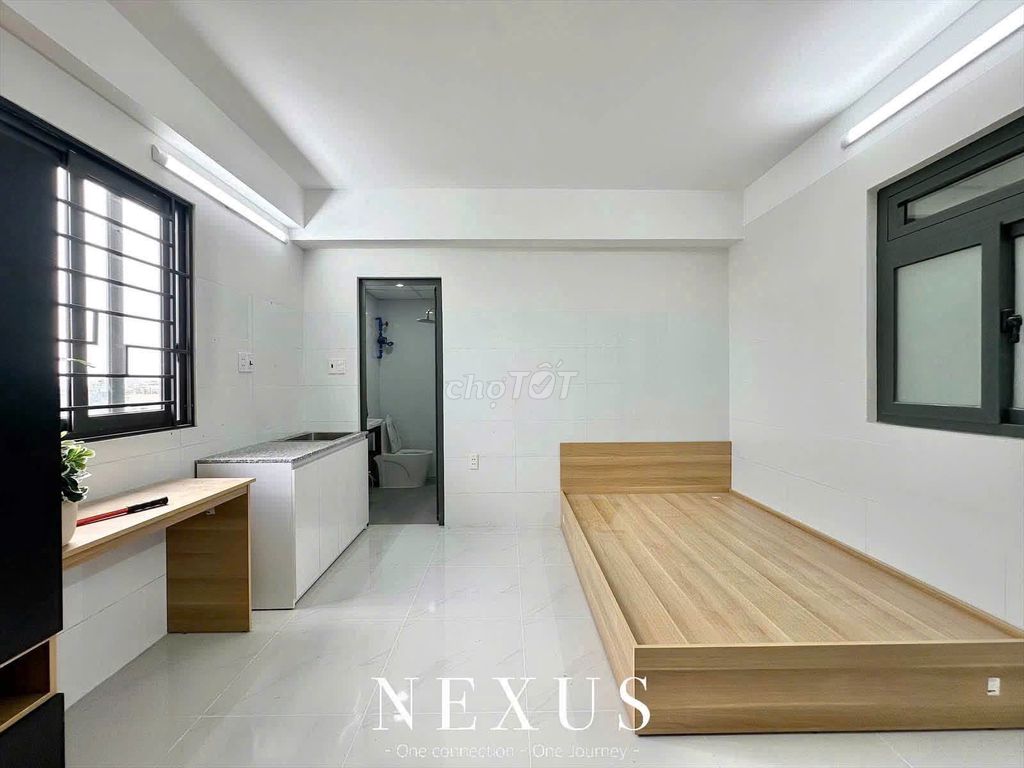 Open the studio full interior right now. Nguyễn Thị Kiểu.