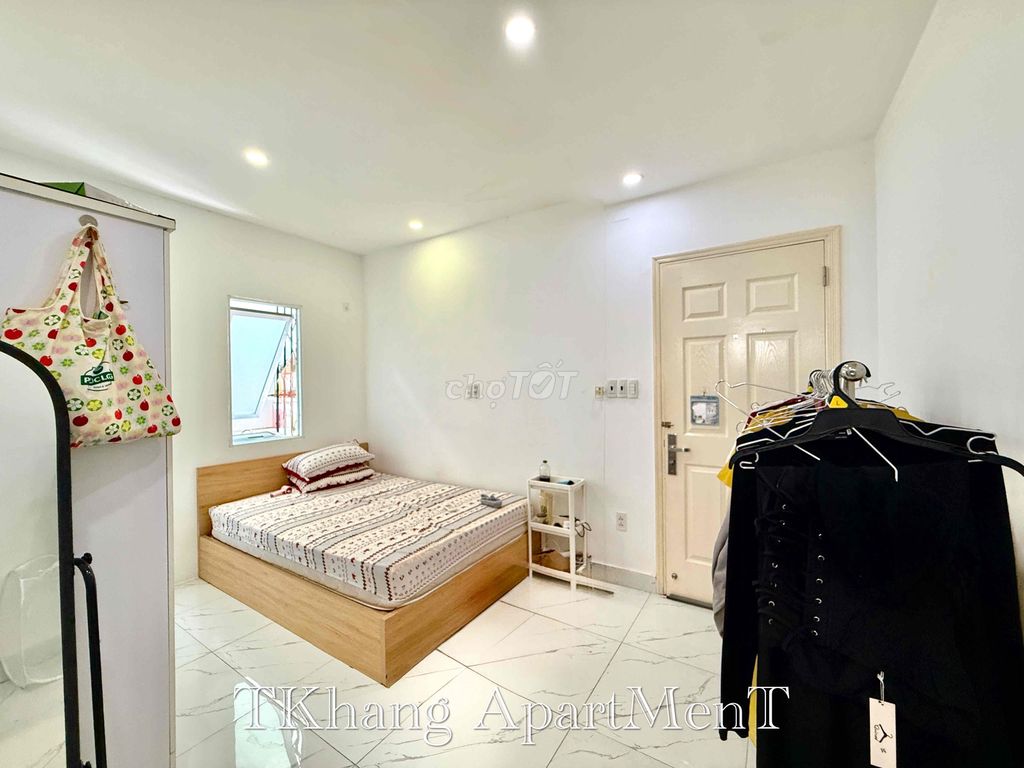 We'll rent the Cleaner Room 25 meters wide, right on the LRA bridge.