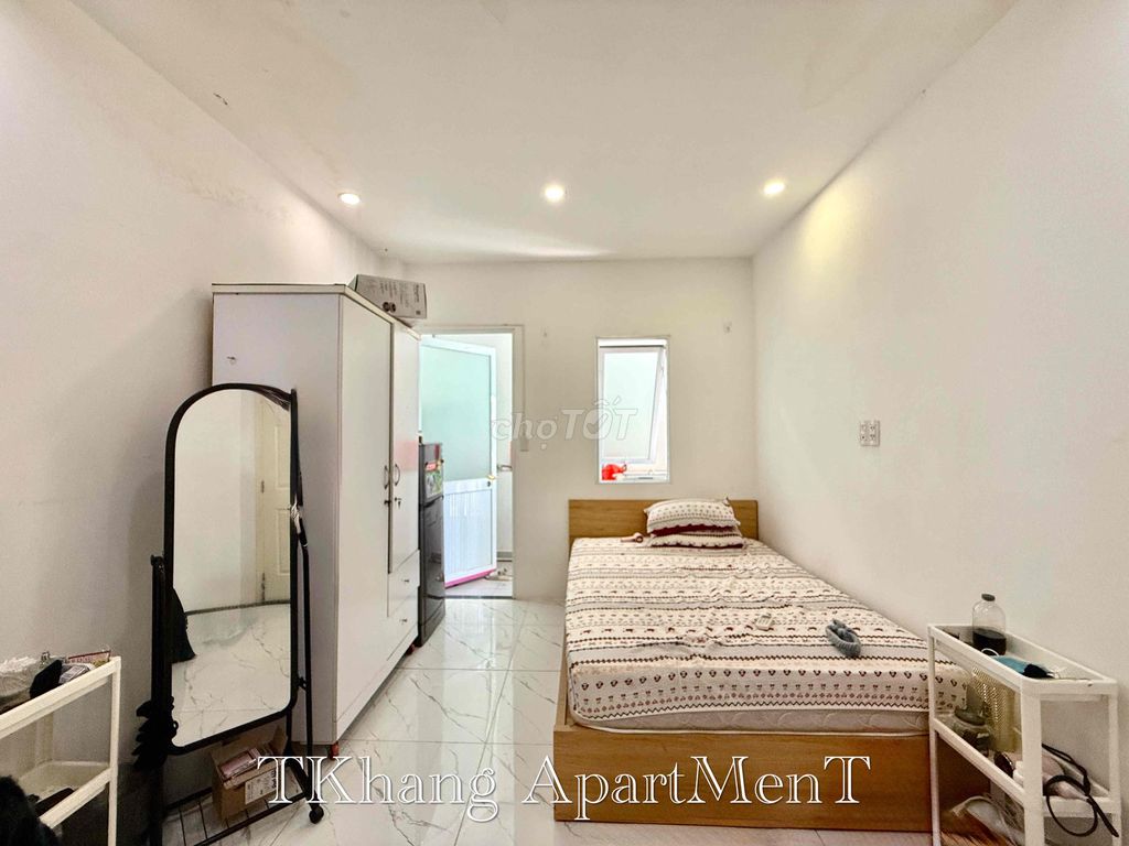 We'll rent the Cleaner Room 25 meters wide, right on the LRA bridge.