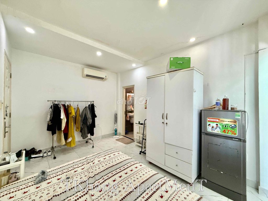 We'll rent the Cleaner Room 25 meters wide, right on the LRA bridge.