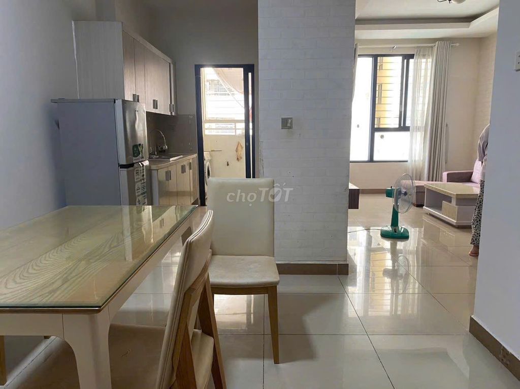 Rent apartment 85 meters, 2 bedrooms, 9 million a month interior.
