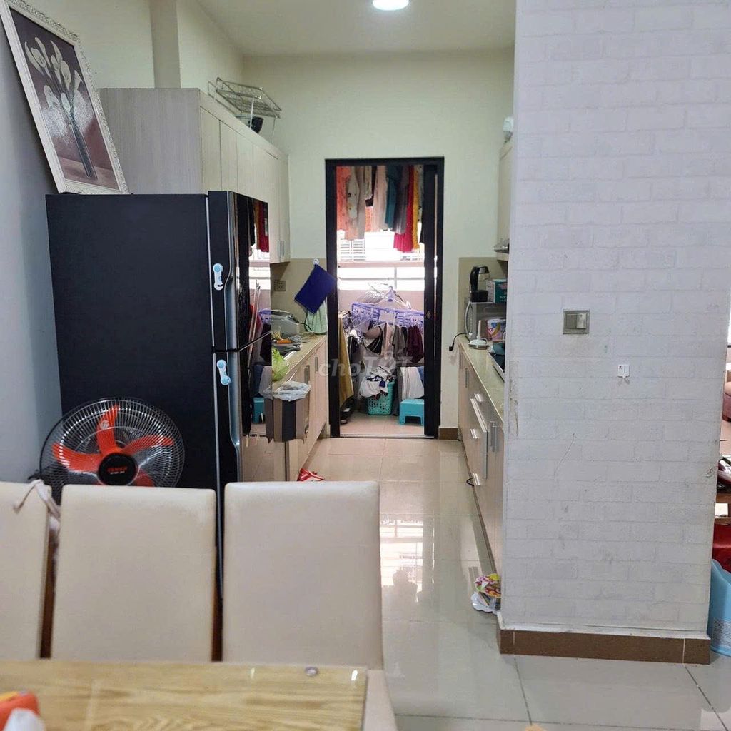 Rent apartment 85 meters, 2 bedrooms, 9 million a month interior.