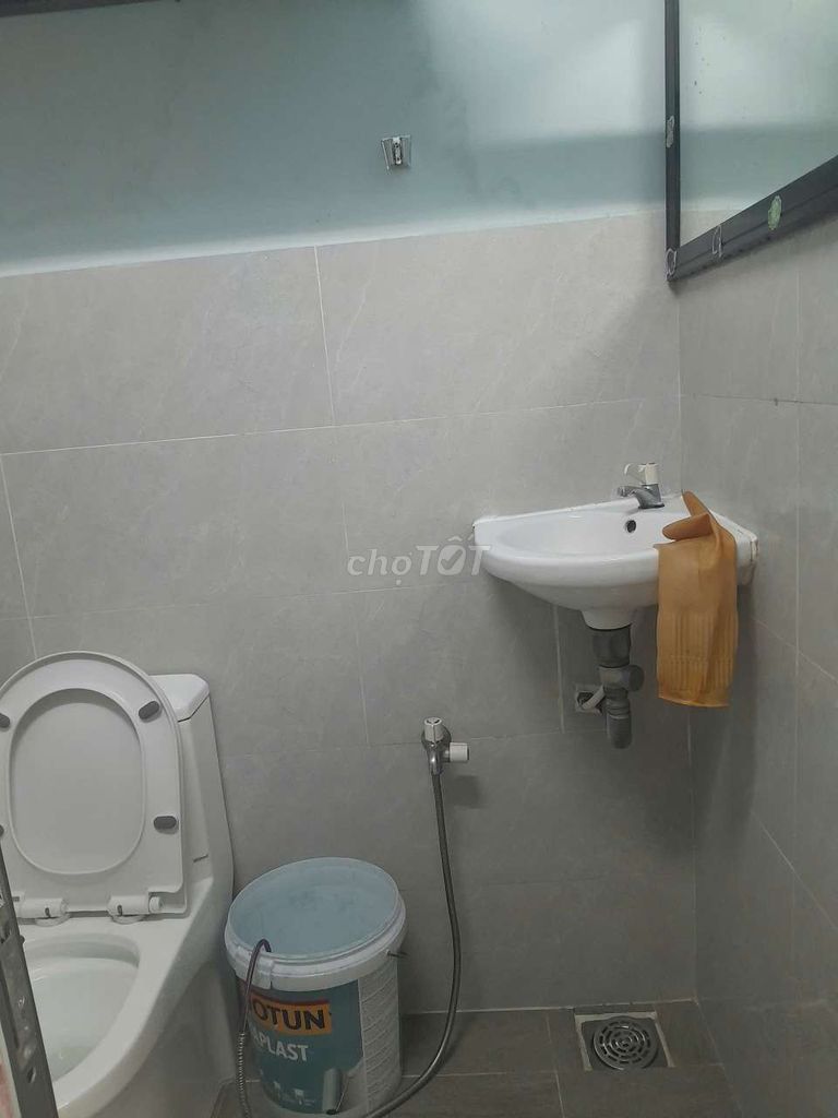 Rent a Nguyễn Du.