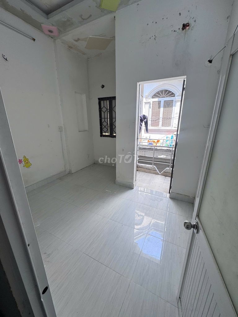 Rent the original house-- Bùi Quang Là, 131 12, Gò Vấp