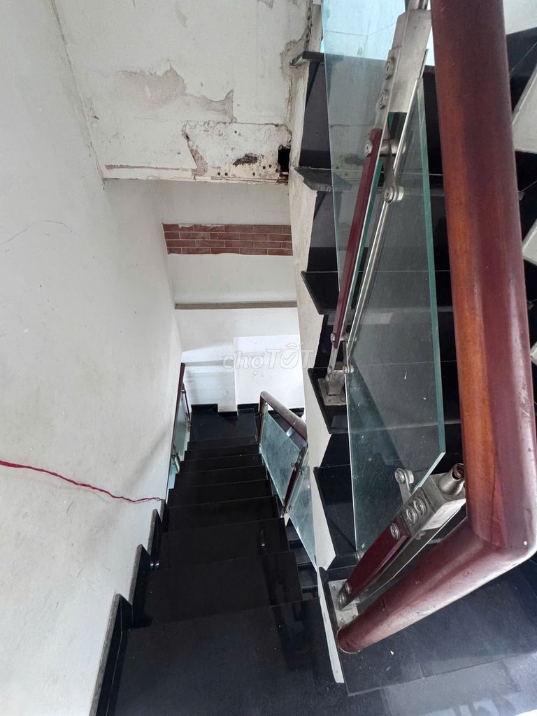 Rent the original house-- Bùi Quang Là, 131 12, Gò Vấp