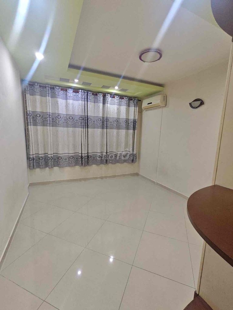 Hxt Minh Phụng 2rd floor bedroom 3 Cold Machine 3 3 3 x10 meters toilet