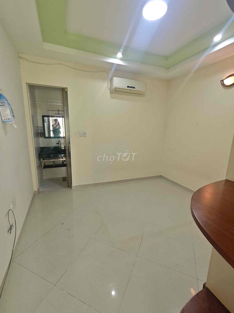 Hxt Minh Phụng 2rd floor bedroom 3 Cold Machine 3 3 3 x10 meters toilet
